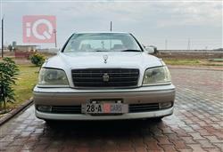 تۆیۆتا کراون